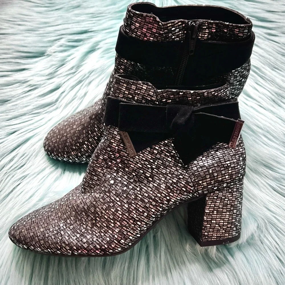 Alex Marie Metallic LEATHER Ankle Booties Black Silver Bow Block Heel Size 5.5